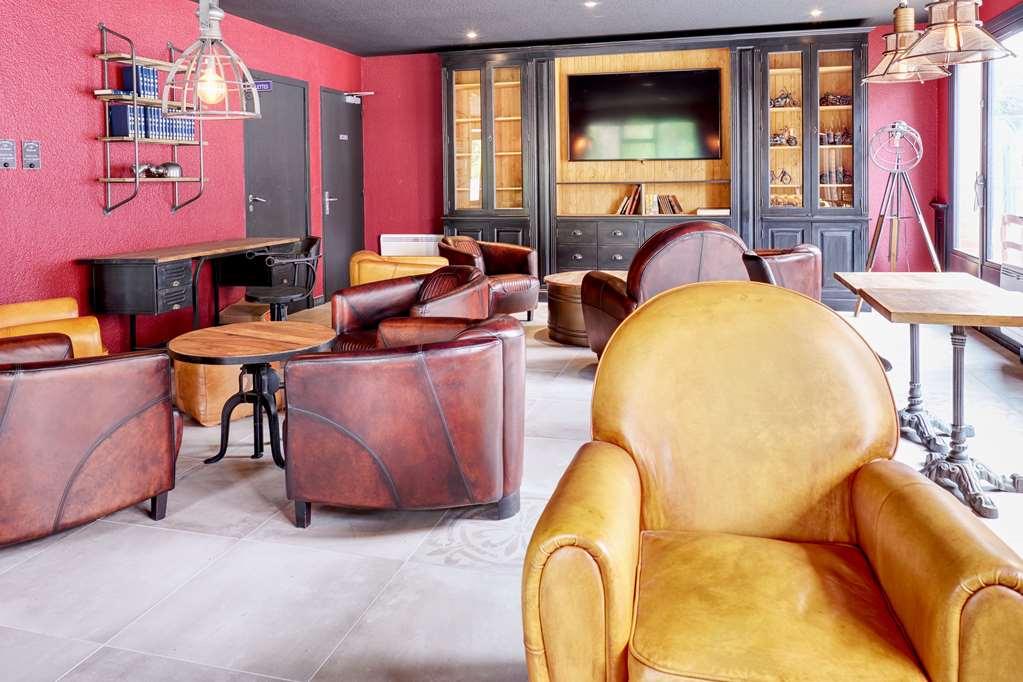 Kyriad Lille Est - Hem Restaurang bild
