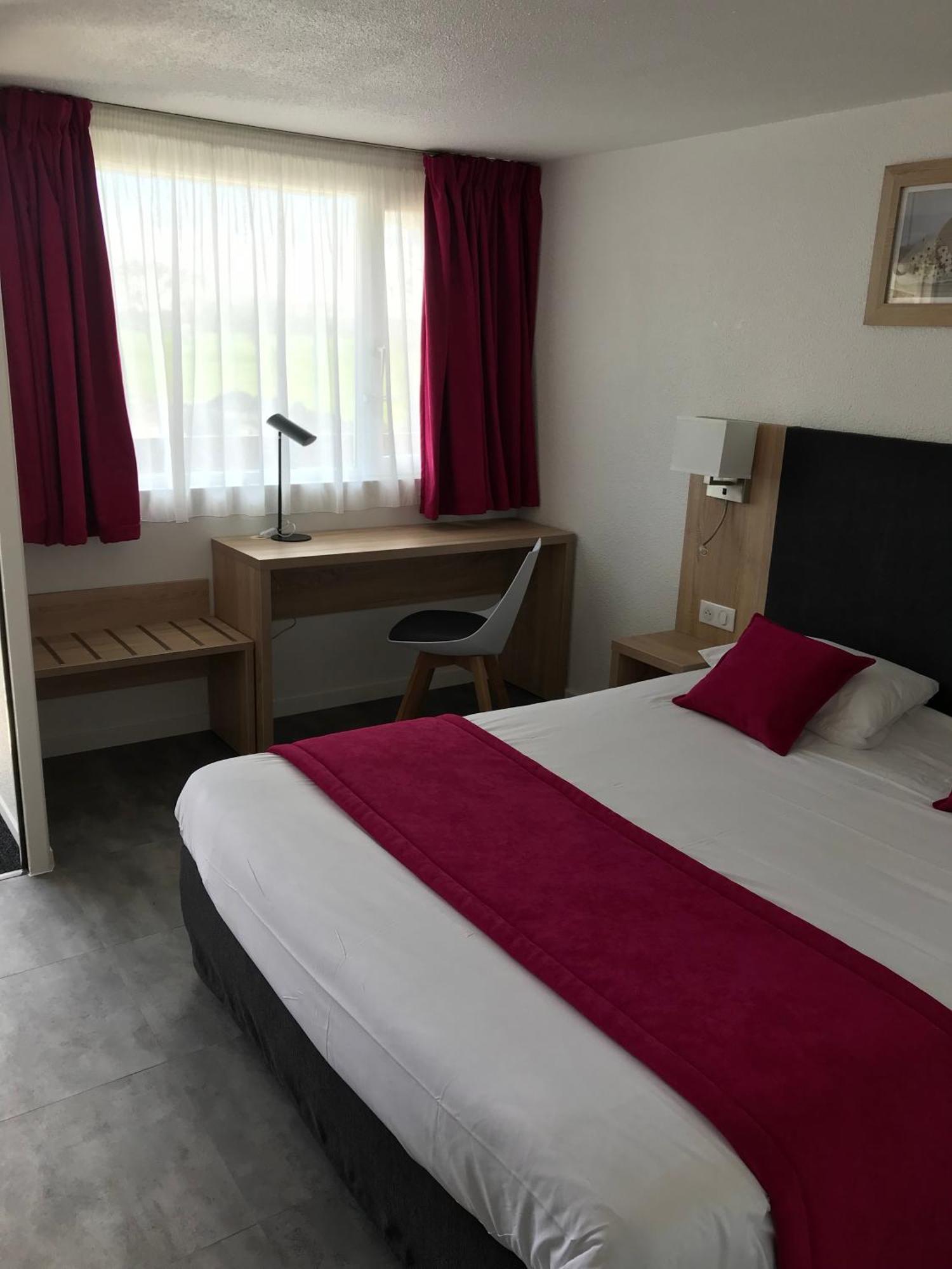 Kyriad Lille Est - Hem Rum bild